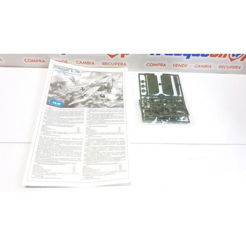 Maqueta de avión Pfalz E.IV German Fighter WWI 1/72